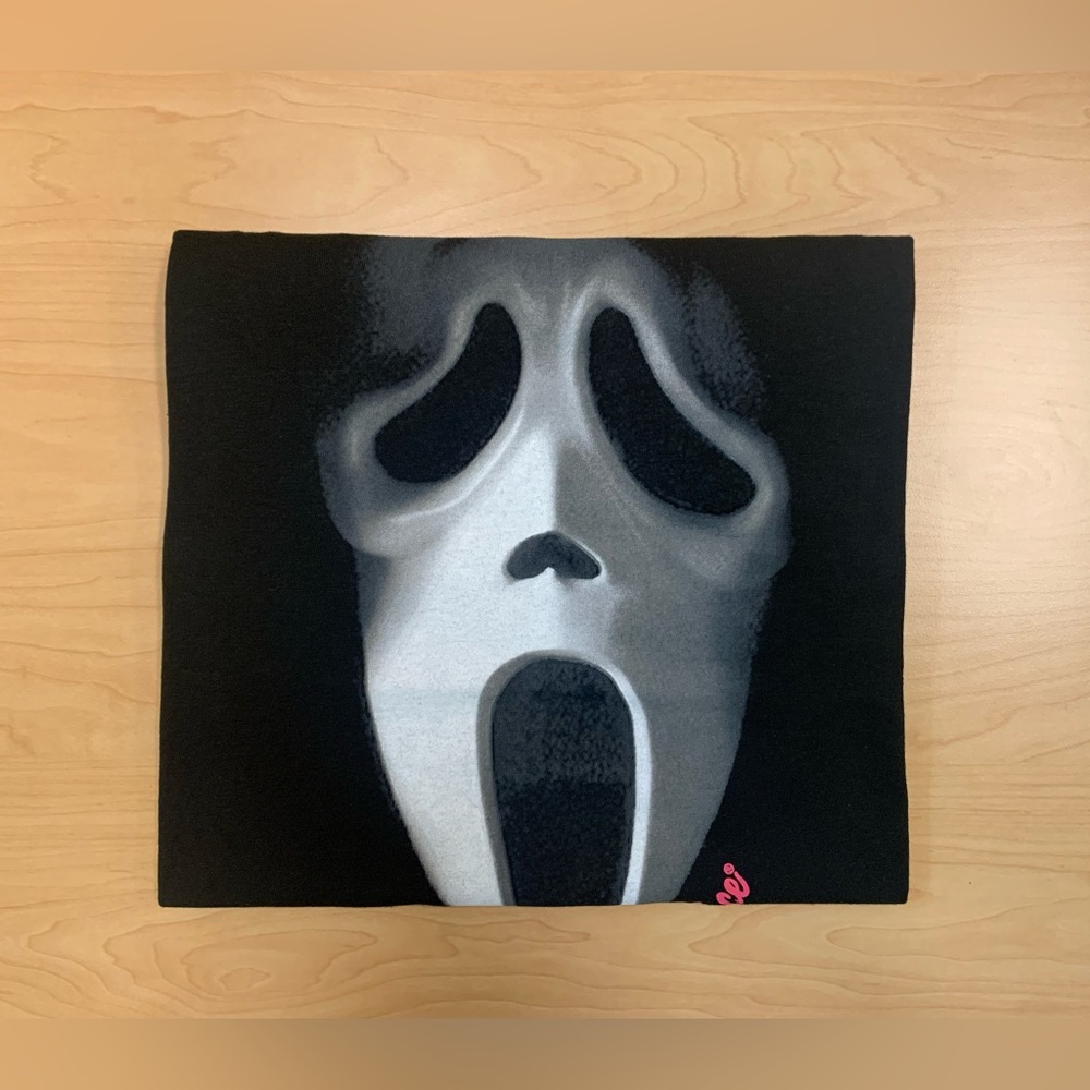 Screem aka ghost face graphics t-shirt